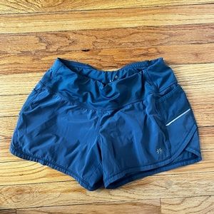 Athlete shorts